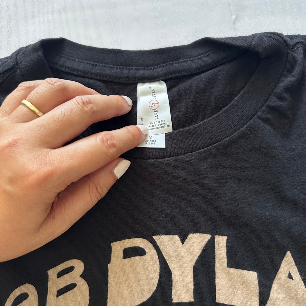 Bob Dylan Rolling Thunder Revue 1975 Graphic T-Shirt Black Sz M Summer Concert - Picture 3 of 5